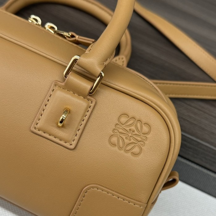 Amazona 23 Cropped Bag In Nappa Calfskin“23*11*10CM”-057=