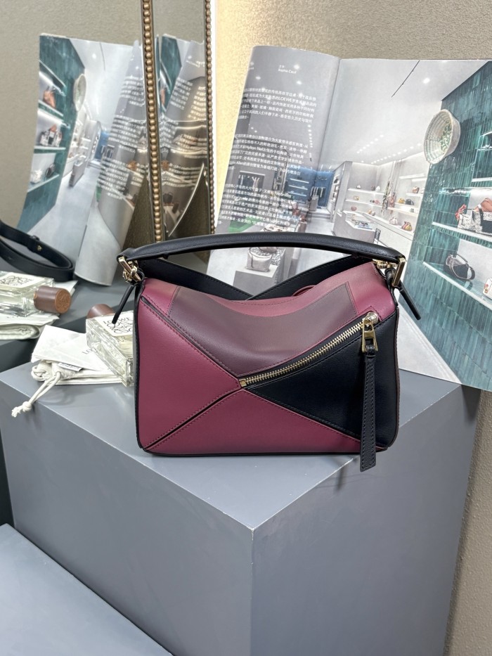 Small Puzzle bag in nappa calfskin“24*16.5*10.5CM”-057=