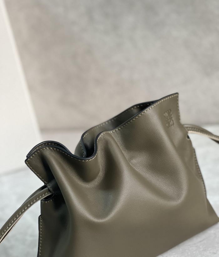 Mini Flamenco Clutch In Nappa Calfskin“22.5*18*9CM”-057=