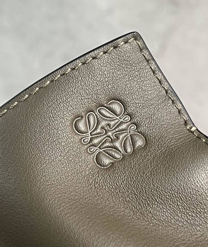 Mini Flamenco Clutch In Nappa Calfskin“22.5*18*9CM”-057=