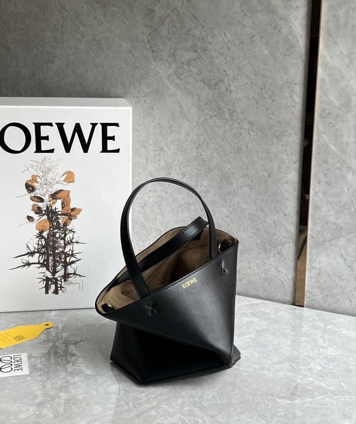 Puzzle Fold Tote In Shiny Calfskin“20*16.5*9.5CM”-057=