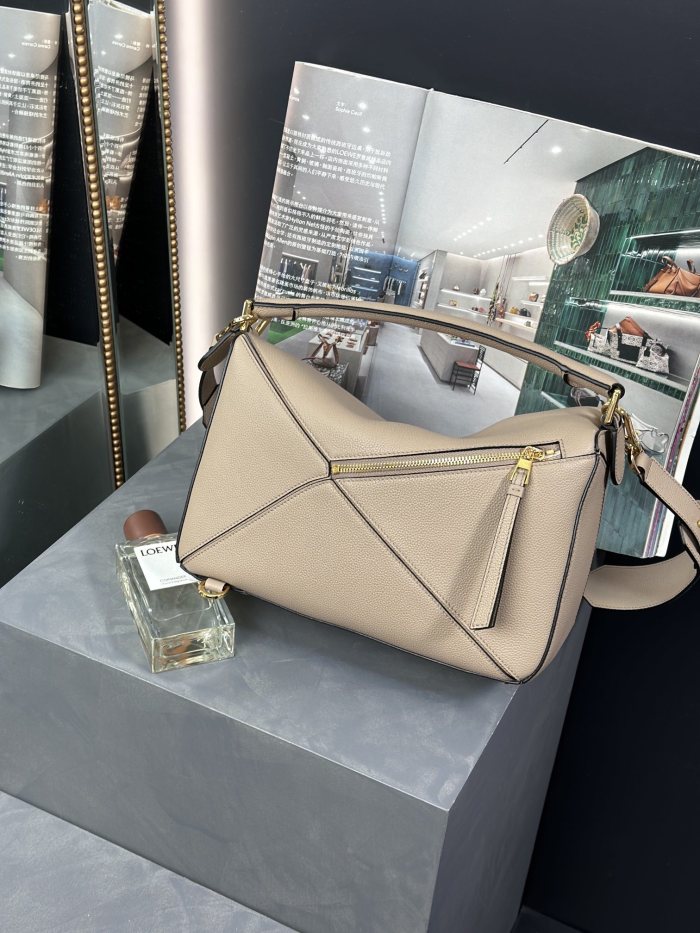 Medium Puzzle bag in soft grained calfskin“29*18*12CM”-027=