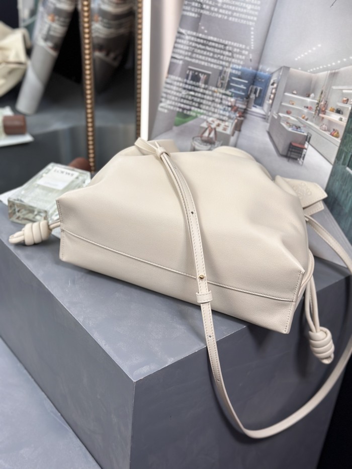 Medium Flamenco clutch in nappa calfskin“30*24.5*10.5CM”-086=