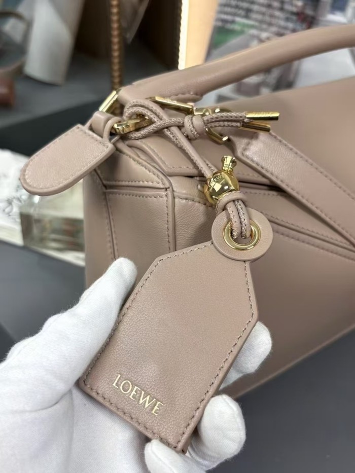 Small Featherlight Puzzle bag in nappa lambskin“24*16.5*10.5CM”-057=