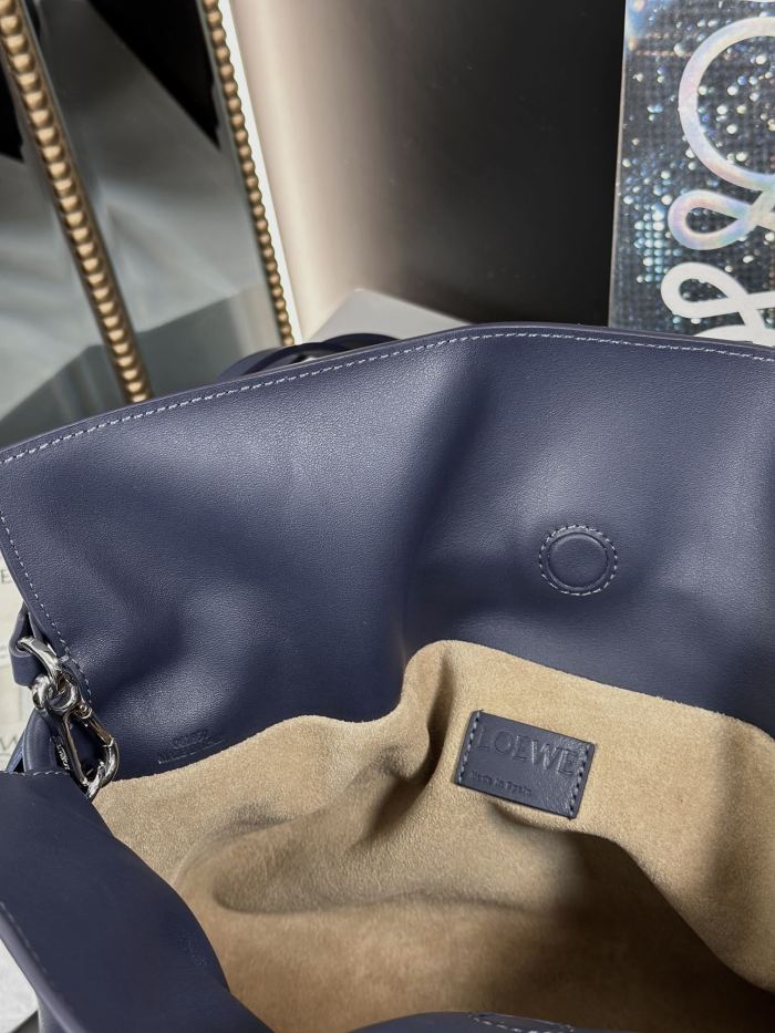 Medium Flamenco clutch in nappa calfskin“30*24.5*10.5CM”-086=