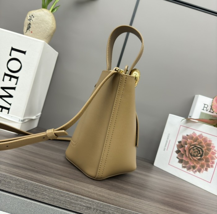 Pebble Bucket Bag In Soft Grained Calfskin“19.5*16*16CM”-037=
