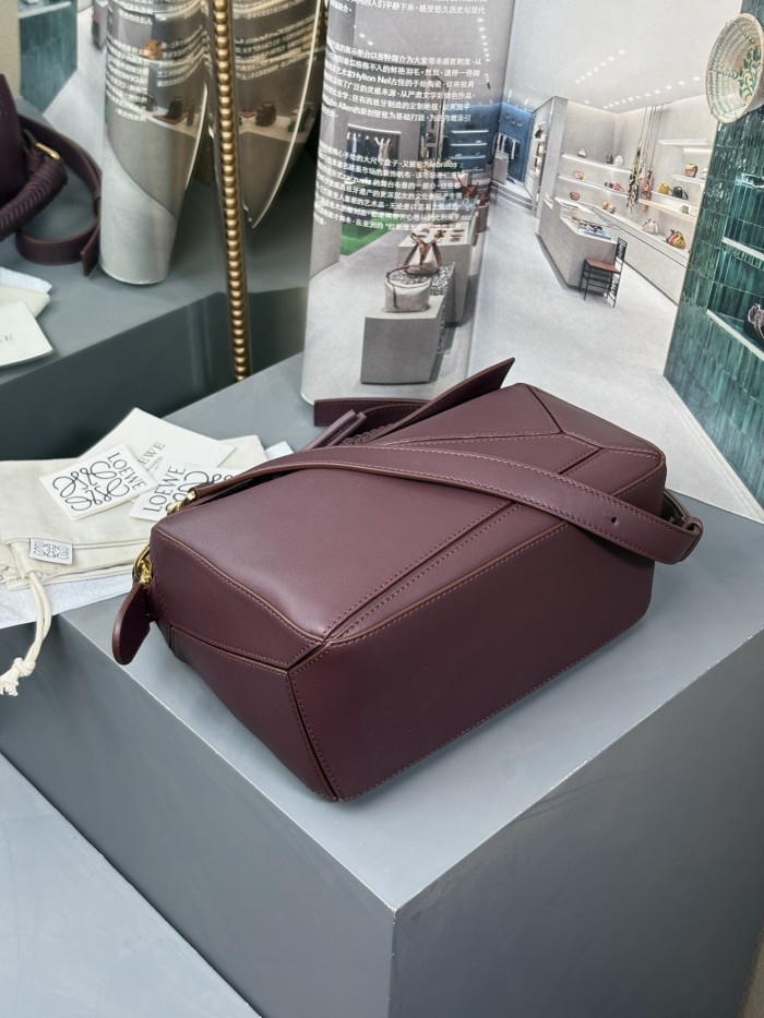 Small Puzzle bag in smooth calfskin“24*16*10.5CM”-057=
