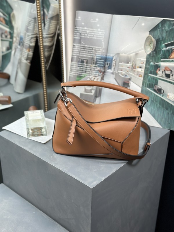 Small Puzzle Edge bag in smooth calfskin“24*16*10.5CM”-086=