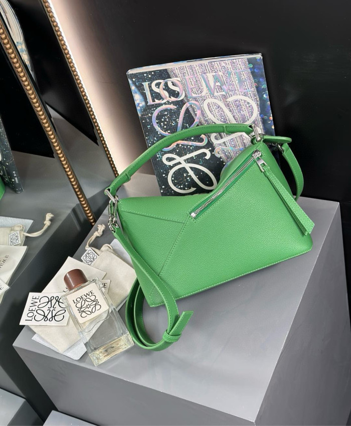 Small Puzzle Edge bag in classic calfskin“24*16*10.5CM”-086=