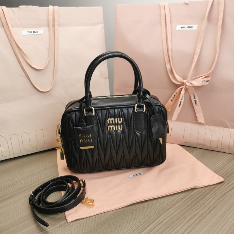 Arcadie Matelassé Nappa Leather Bag“24*16*7.5CM”-0511=