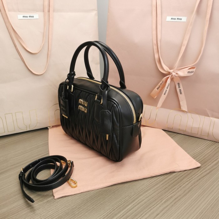 Arcadie Matelassé Nappa Leather Bag“24*16*7.5CM”-0511=
