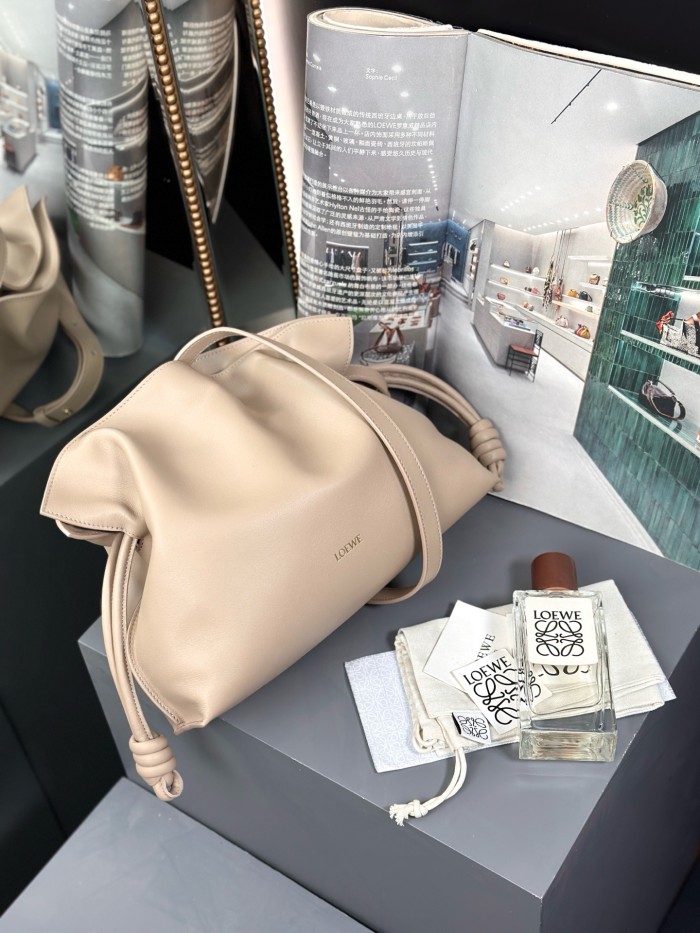 Medium Flamenco clutch in nappa calfskin“30*24.5*10.5CM”-086=