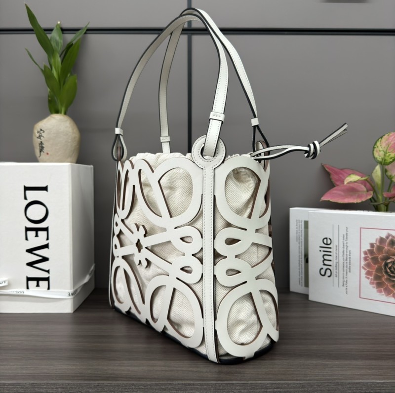 Anagram Cutout Small Tote Bag“32*25.5*12CM”-078=