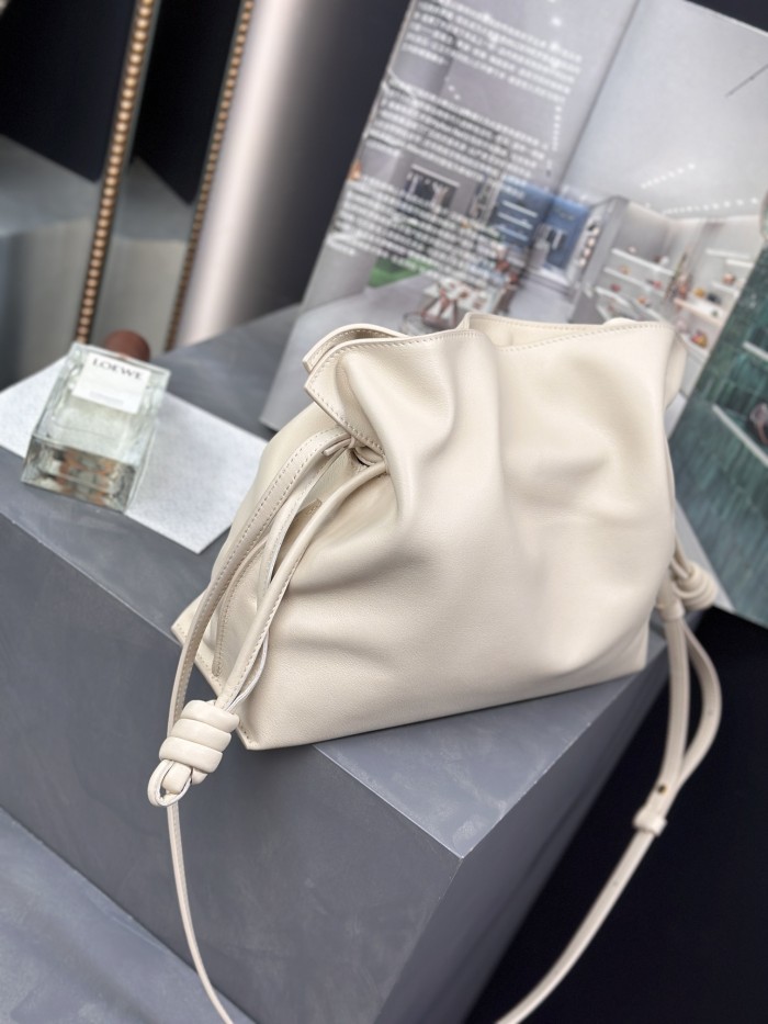 Medium Flamenco clutch in nappa calfskin“30*24.5*10.5CM”-086=