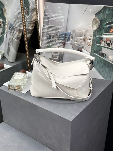 Small Puzzle Edge bag in soft grained calfskin“24*16*10.5CM”-086=