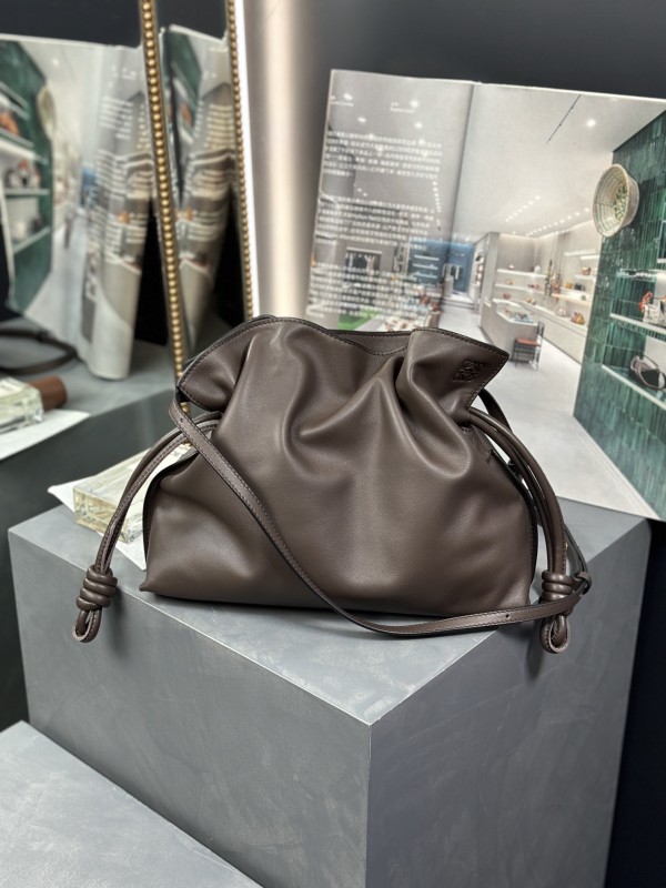 Medium Flamenco clutch in nappa calfskin“30*24.5*10.5CM”-086=