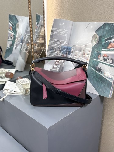 Small Puzzle bag in nappa calfskin“24*16.5*10.5CM”-057=