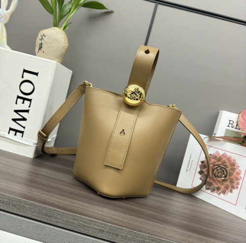 Pebble Bucket Bag In Soft Grained Calfskin“19.5*16*16CM”-037=