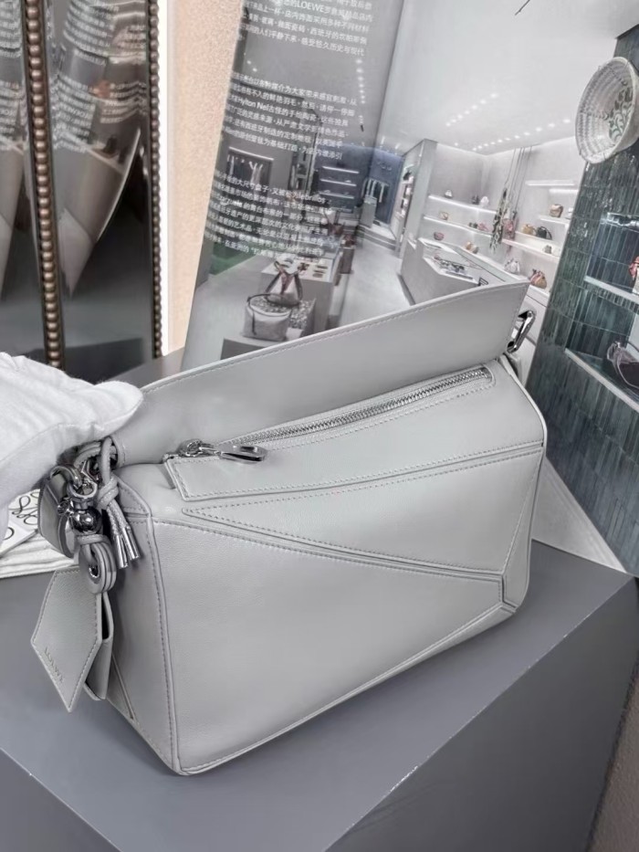Small Featherlight Puzzle bag in nappa lambskin“24*16.5*10.5CM”-057=