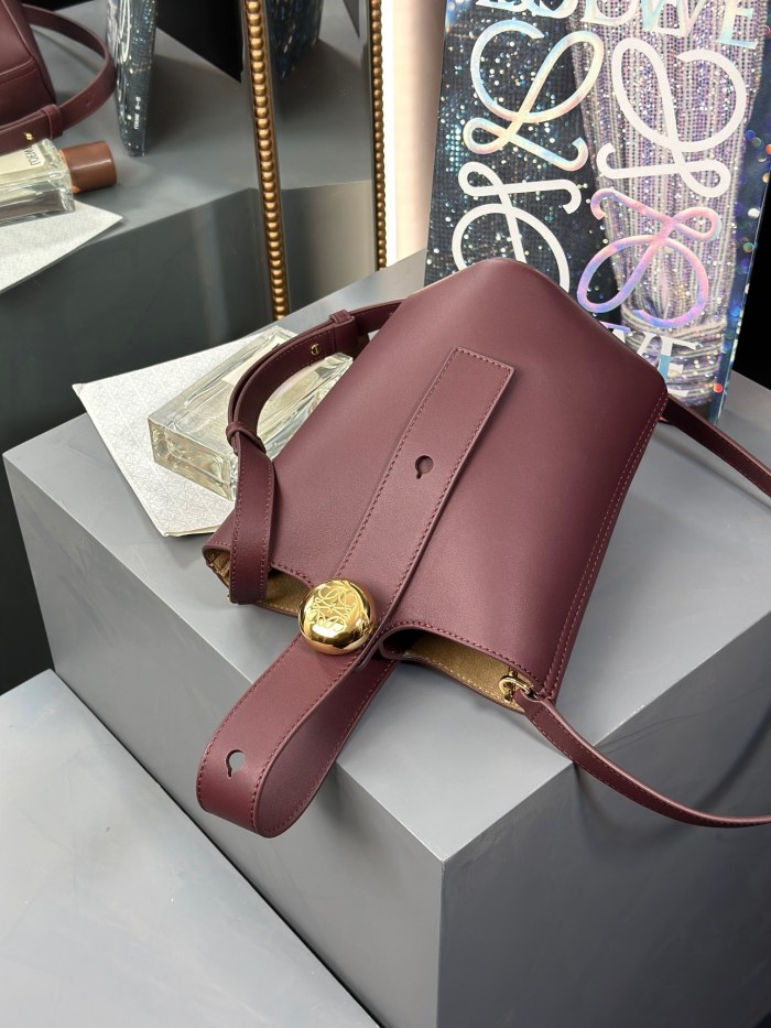 Mini Pebble bucket in smooth calfskin“19.5*16*16CM”-037=