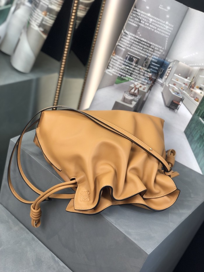 Medium Flamenco clutch in nappa calfskin“30*24.5*10.5CM”-086=