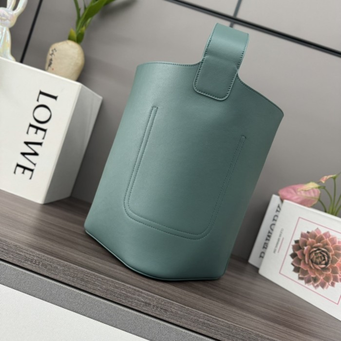 Pebble Bucket Bag In Soft Grained Calfskin“28*24.5*23.5CM”-087=