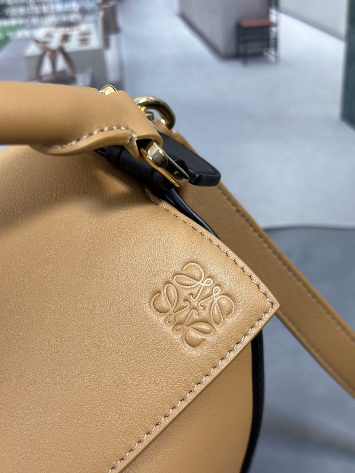Small Puzzle Edge bag in classic calfskin“24*16*10.5CM”-086=