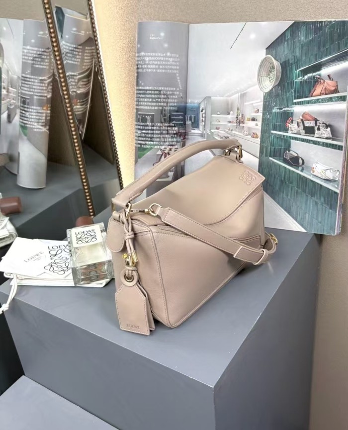 Small Featherlight Puzzle bag in nappa lambskin“24*16.5*10.5CM”-057=