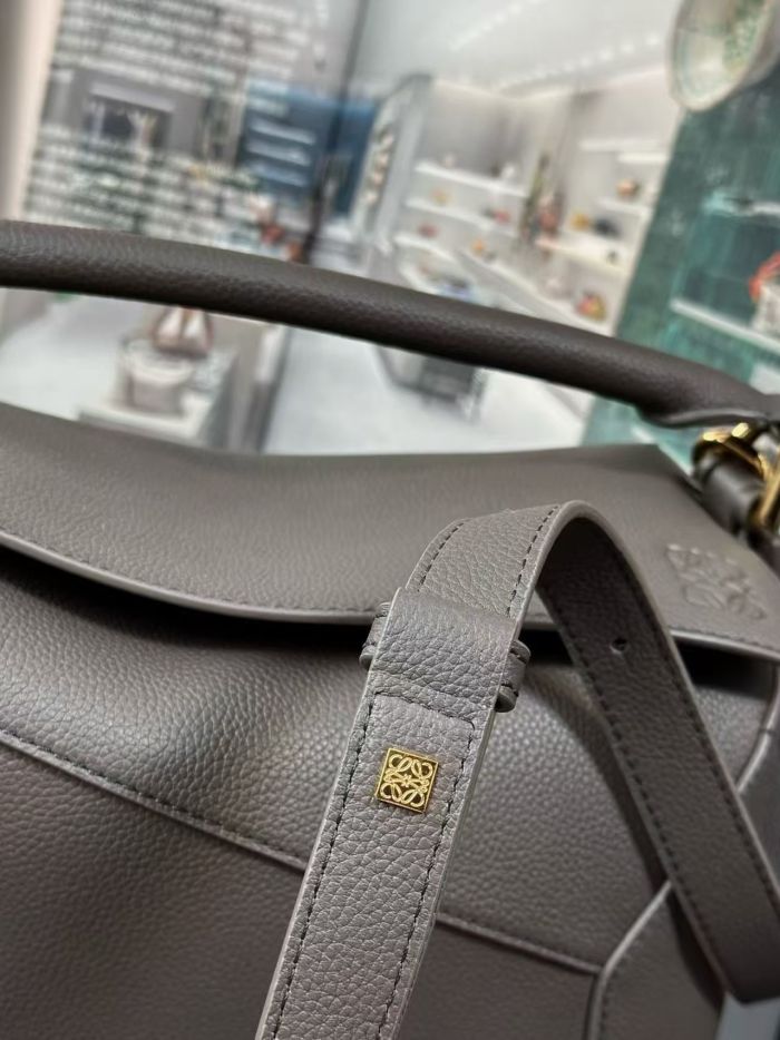 Small Puzzle Edge bag in soft grained calfskin“24*16*10.5CM”-086=