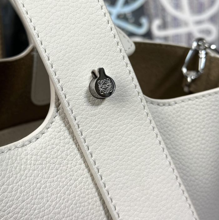Mini Pebble Bucket bag in smooth calfskin“19.5*16*16CM”-037=