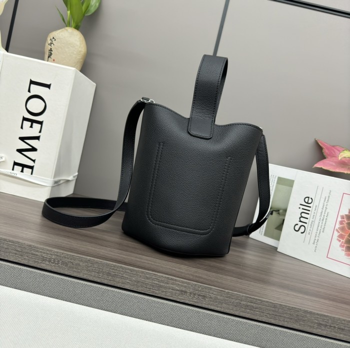 Pebble Bucket Bag In Soft Grained Calfskin“19.5*16*16CM”-037=