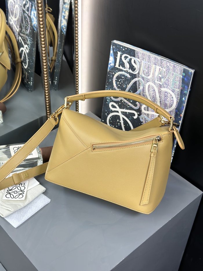 Small Puzzle Edge bag in classic calfskin“24*16*10.5CM”-086=