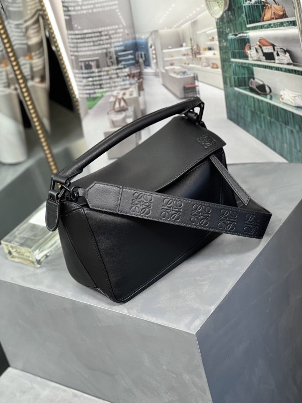 Small Puzzle bag in smooth calfskin“24*16.5*10.5CM”-007=