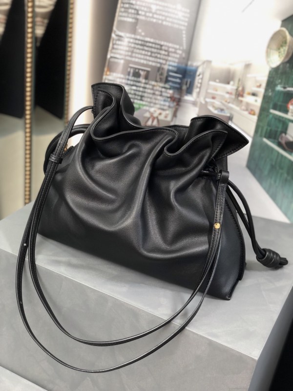 Medium Flamenco clutch in nappa calfskin“30*24.5*10.5CM”-086=