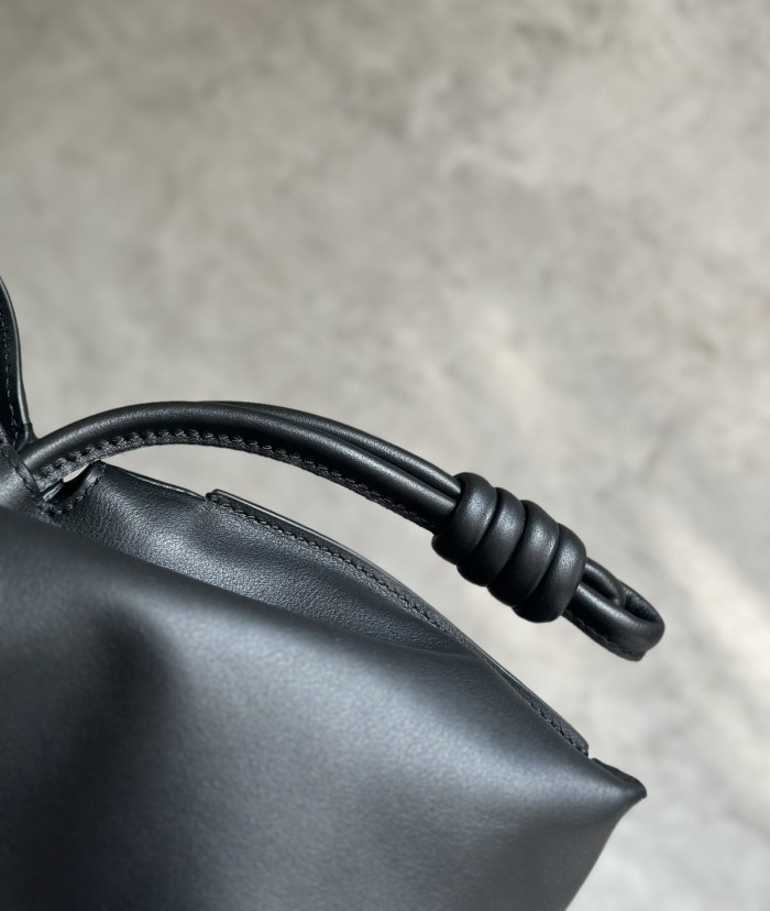 Mini Flamenco Clutch In Nappa Calfskin“30*24.5*10.5CM”-058=