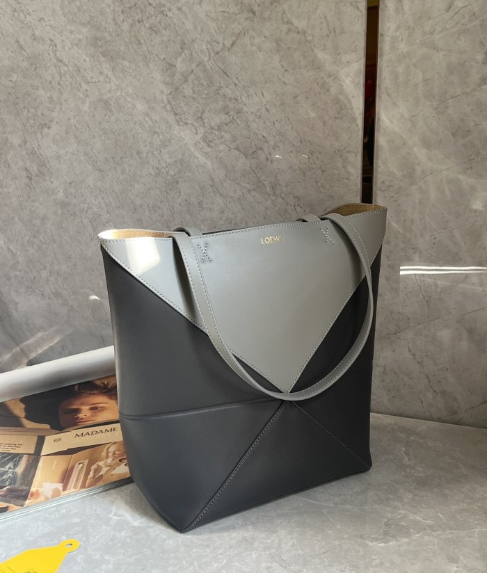 Puzzle Fold Tote In Shiny Calfskin“31.5*25.5*14.5CM”-058=