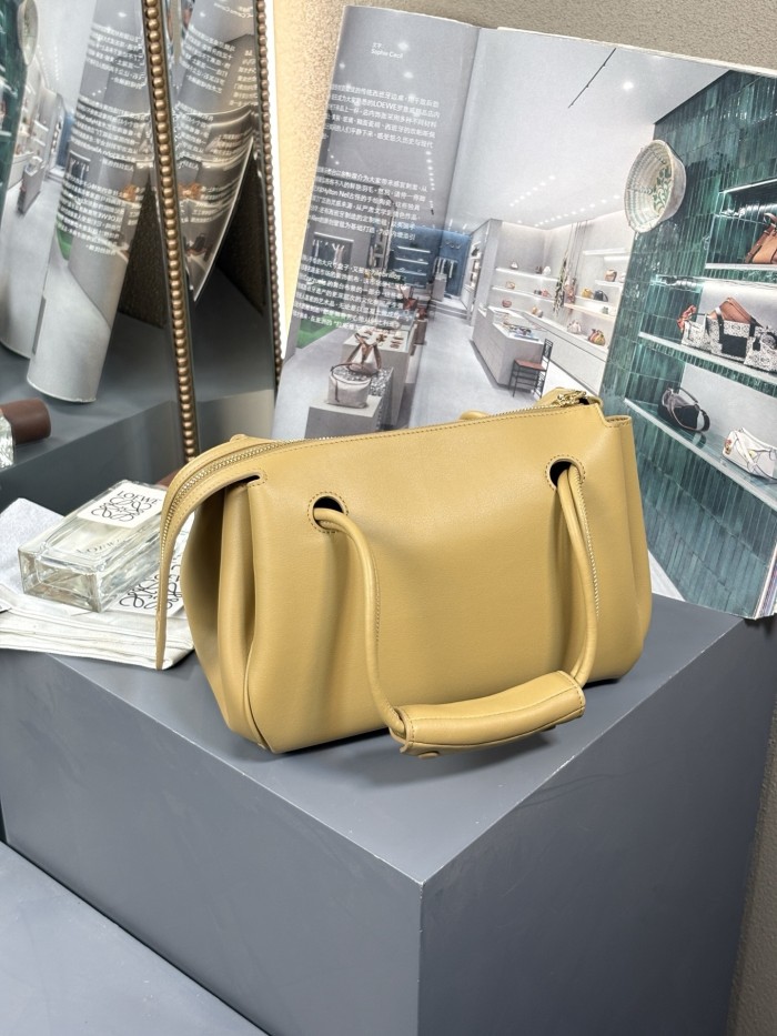 Small Madrid bag in smooth calfskin“23.5*19*10CM”-009=