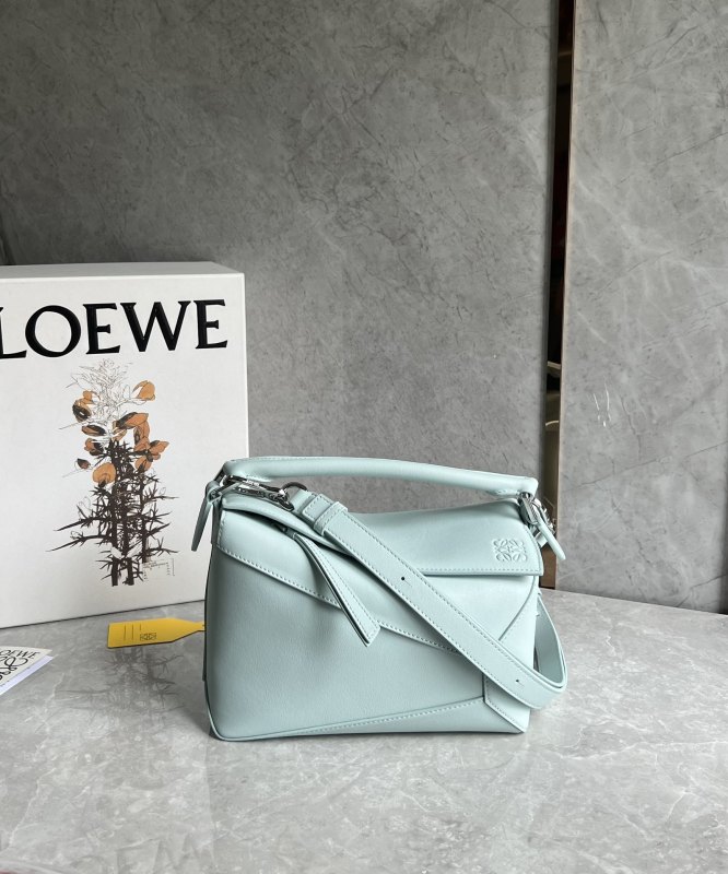 Puzzle Edge Bag In Soft Grained Calfskin“24*16.5*10.5CM”-009=