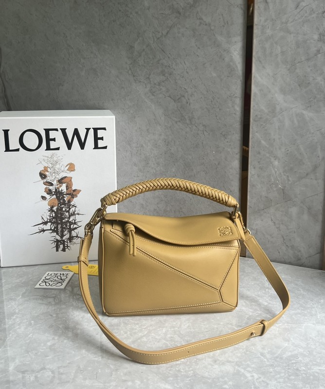 Puzzle Edge Bag In Soft Grained Calfskin“24*16.5*10.5CM”-009=
