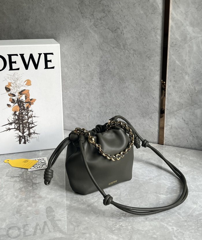 Flamenco Purse Bucket In Mellow Nappa Lambskin“23*17*5.5”-038=