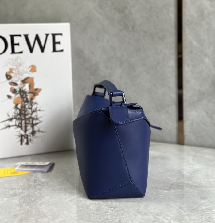 Puzzle Edge Bag In Soft Grained Calfskin“24*16.5*10.5CM”-089=