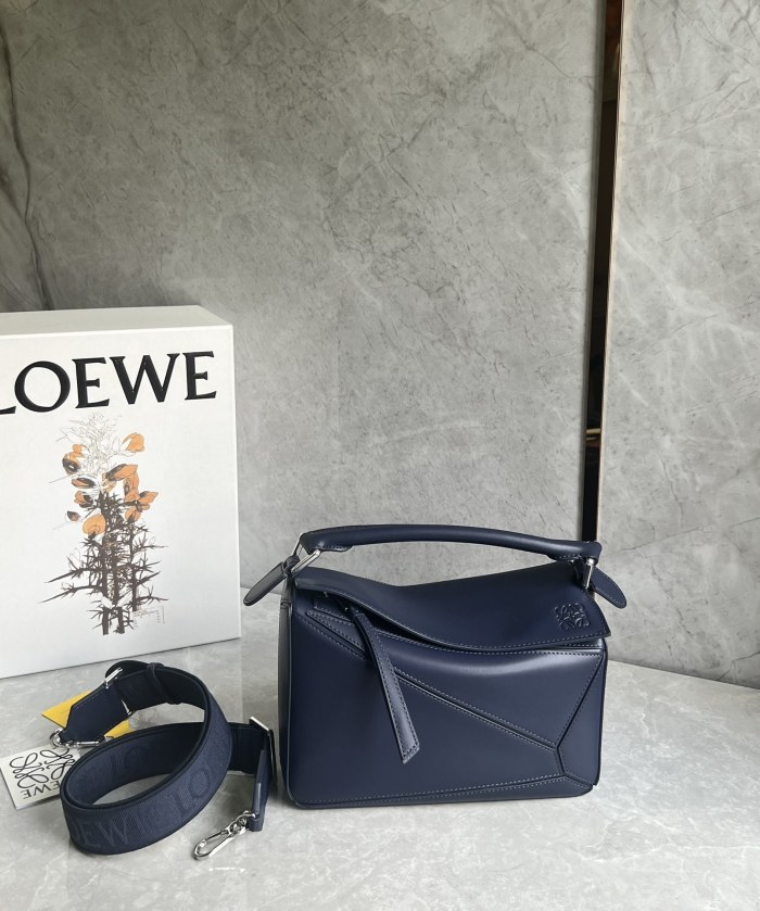 Puzzle Edge Bag In Soft Grained Calfskin“24*16.5*10.5CM”-059=