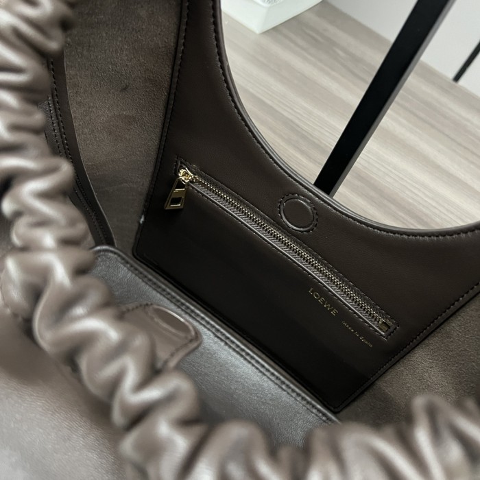 Squeeze Bag In Mellow Nappa Lambskin“29*24*10.5CM”-058=