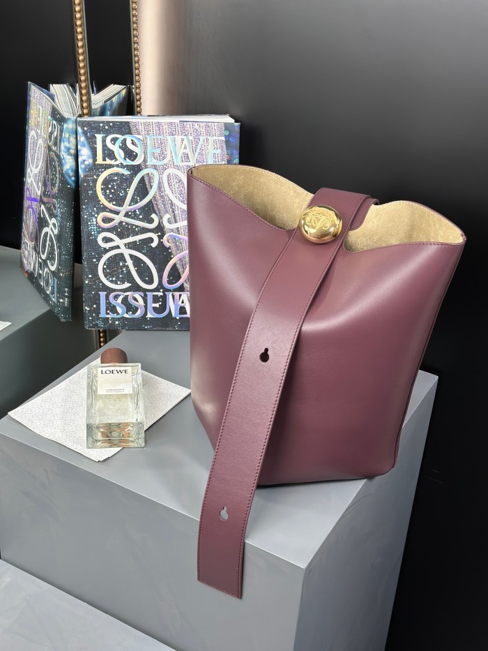 Pebble Bucket Bag In Smooth Calfskin“28*24.5*23.5CM”-087=