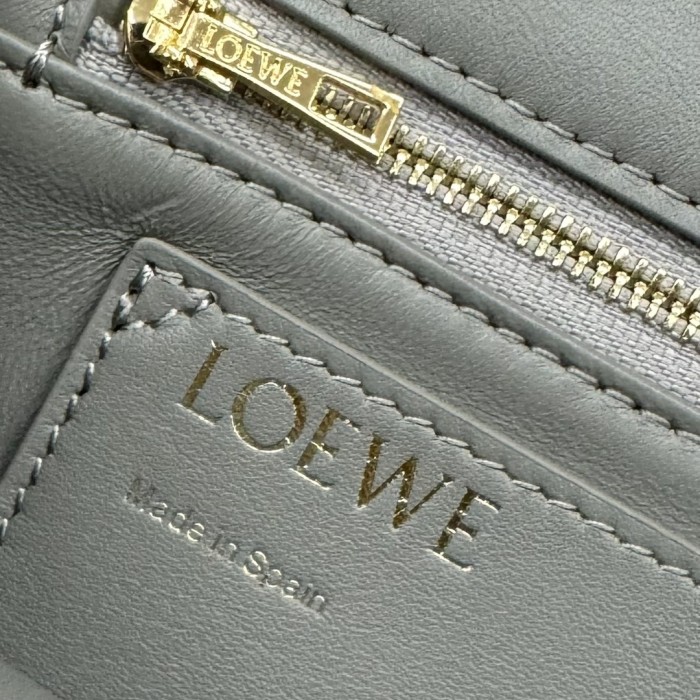 Goya Puffer Bag In Pleated Shiny Nappa Lambskin“23*17*9CM”-0021=