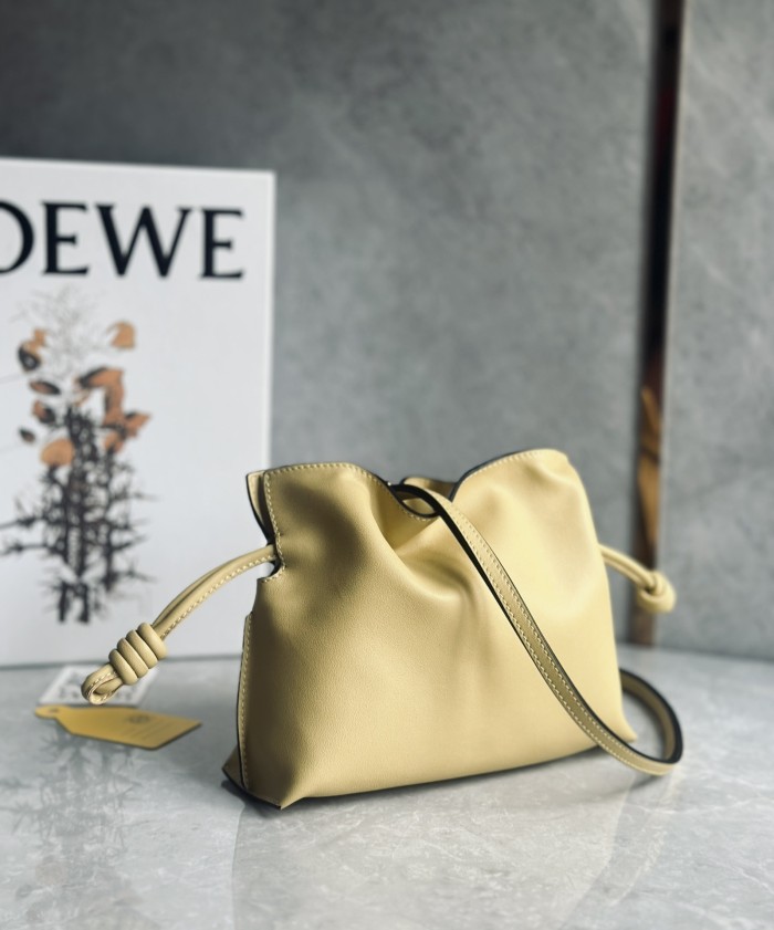 Flamenco Clutch In Nappa Calfskin“30*20*10.5CM”-850=