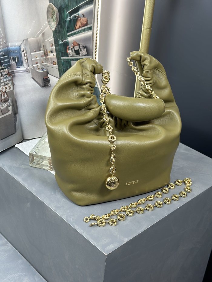 Small Nappa Leather Squeeze Bag“29*24*10.5CM”-058=