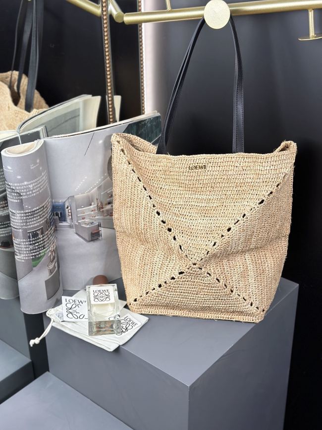 Medium Puzzle Fold tote in raffia“31*24.5*15CM”-008=