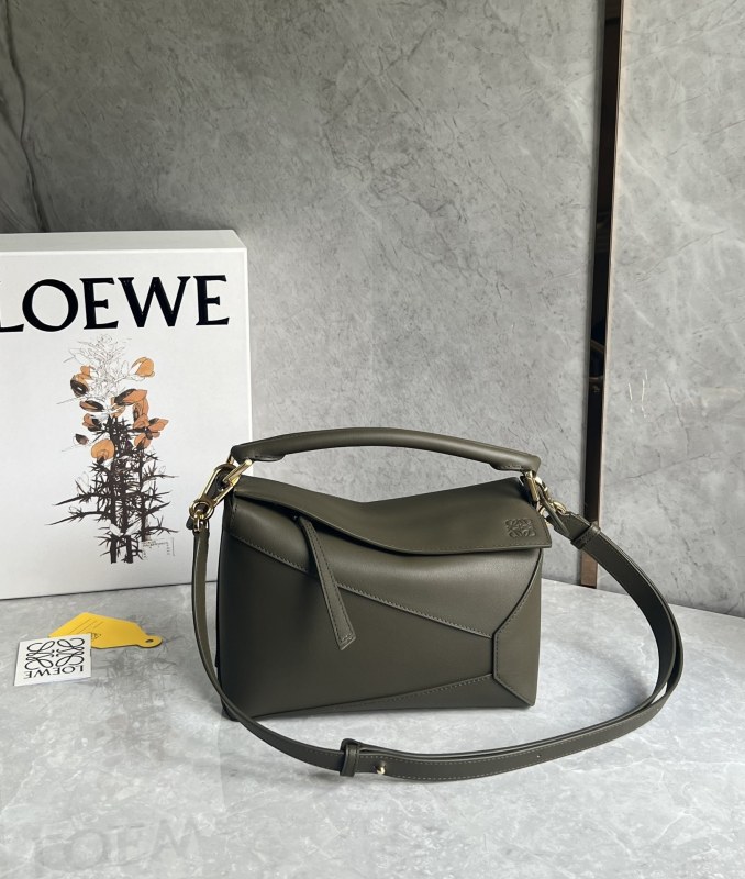 Puzzle Edge Bag In Soft Grained Calfskin“24*16.5*10.5CM”-009=