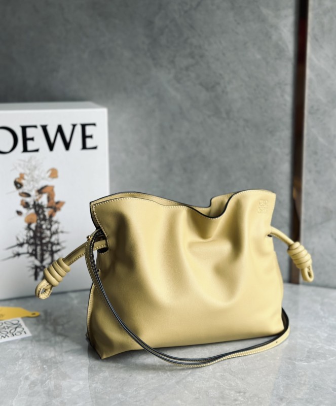 Mini Flamenco Clutch In Nappa Calfskin“30*24.5*10.5CM”-058=